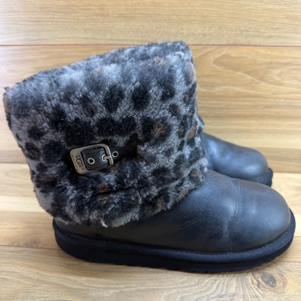 UGG Ellee Leopard Cheetah Print Fur Boots Youth Girls 6 Black Leather Cozy